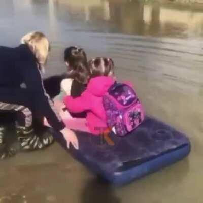 Krasnodar children sail to school