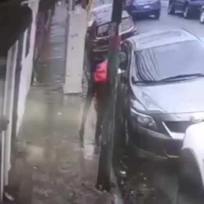 This car looks nice, I want to see what's inside