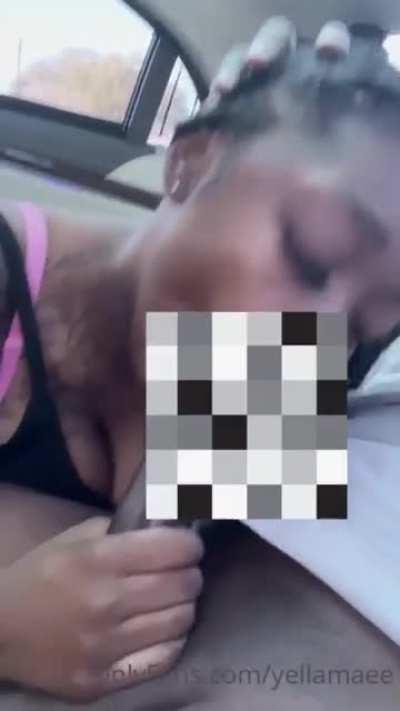 She kept sucking after he came in her mouth selling for cheap dm me or comment if interested