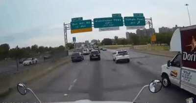 WCGW intentionally pissing off an 18- wheeler