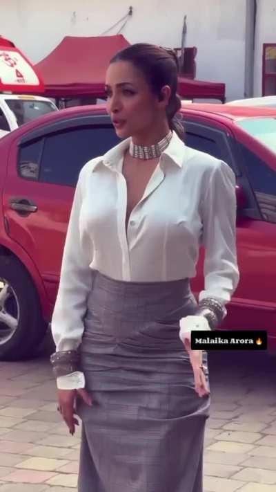 Malaika Arora 🤍✨
