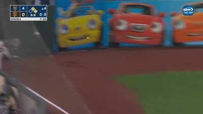 [Highlight] [Highlight] Brandon Nimmo is 7 for his last 8 and gives the Mets a 5-0 lead with an RBI double!