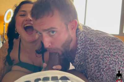 Find you a kinky couple that loves to give you a wet double blowjob like this 😈