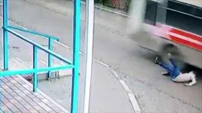 What could go wrong: distracted walking