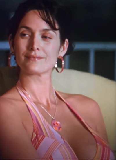 Carrie Anne Moss