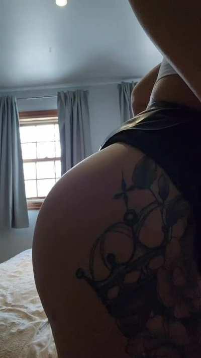 Miss Natasha will see you now. Free OF link in comments.