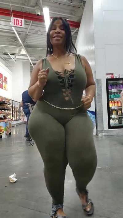 Happy Thick Mature Lady 