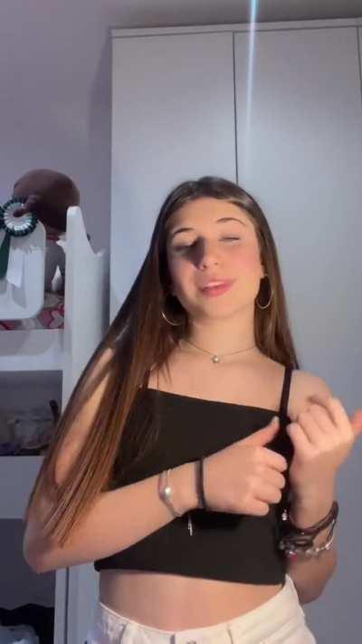 Lo voglio buttare dentro a quella troietta di Reby Baroque!