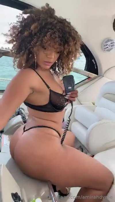 Ass💛Her full, up to date OF content folder⬇️