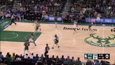 [Highlight] Embiid touch passes for a turnover; Crowder hits the 3