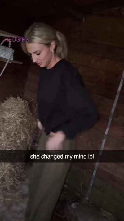 Please does anyone know who she is?