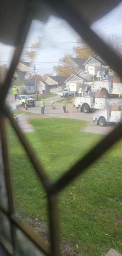 Just some guys being dudes a few minutes before quittin time