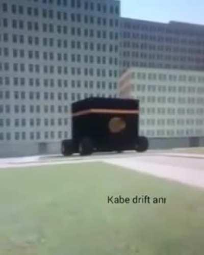 kabe drift 😨