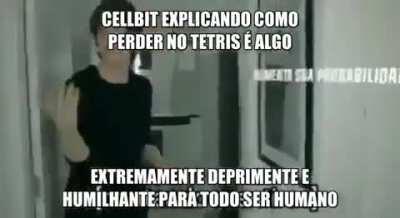 Rafael lanches está a cuspir fatos