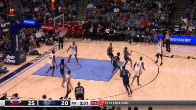 [Highlight] The Miami Heat make nine passes to set up Tyler Herro for a three point shot