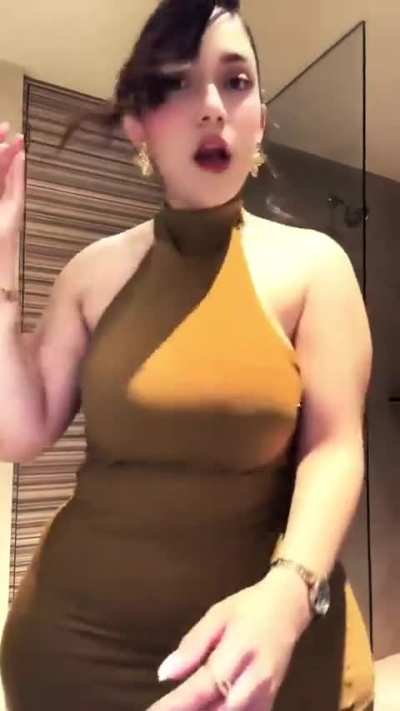 look at this bombón 🤤