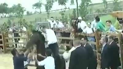 # KemalizmYıkılıyor Şuraya Bir Baş Komutanımız ı Bırakıyorum RT Yapalım Lütfen