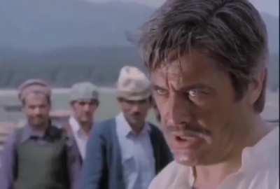 Sen susacaksın yobaz. Ben oldukça susacaksın. Ben senin kaderinim. Baş kaldırdıkça karşına çıkacağım. Ezeceğimm.!