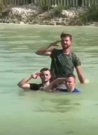 How it NOW feels playing Darktide with the boys