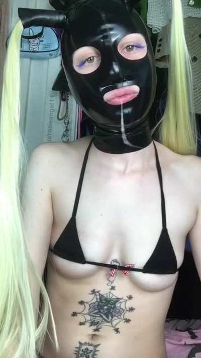 anyone like spit play? [f]