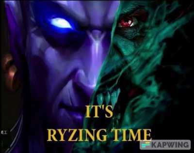 I had a bipolar episode during a game of league that was so bad I got kicked from the game and banned for 3 days