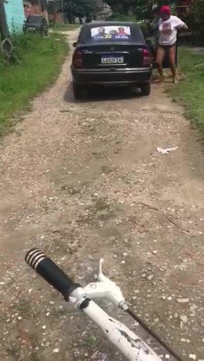 Voto de cabresto é isso ai. Ou bala 👉