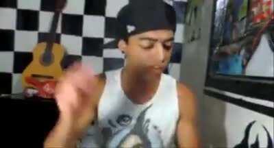 Zoio sendo o everson