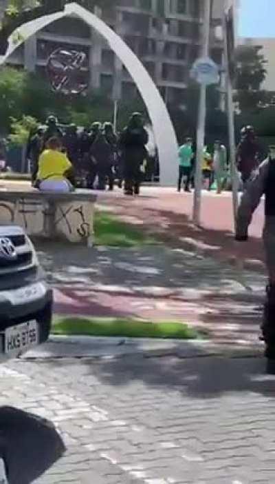 Pedido de intervenção militar atendido com sucesso