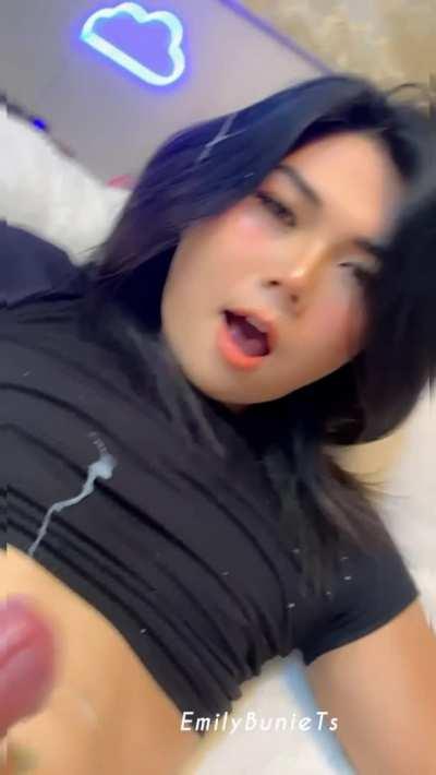 Do you find it hot when I cum huge ?