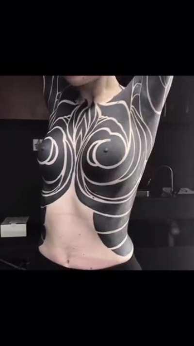 Really cool blackwork (not mine tho)