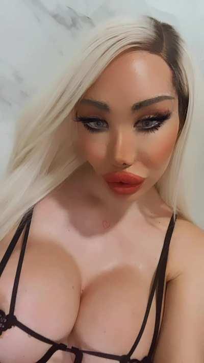 It’s bimbo Sunday, hope you have a great one