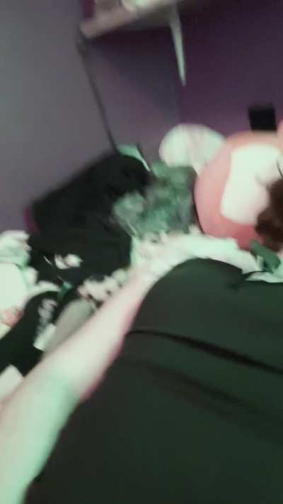 Ur room service is here