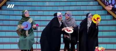 Question: What is your gift to the supreme leader? Answer: (translation in comments)