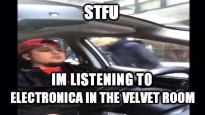 stop distracting me im trying to vibe!!