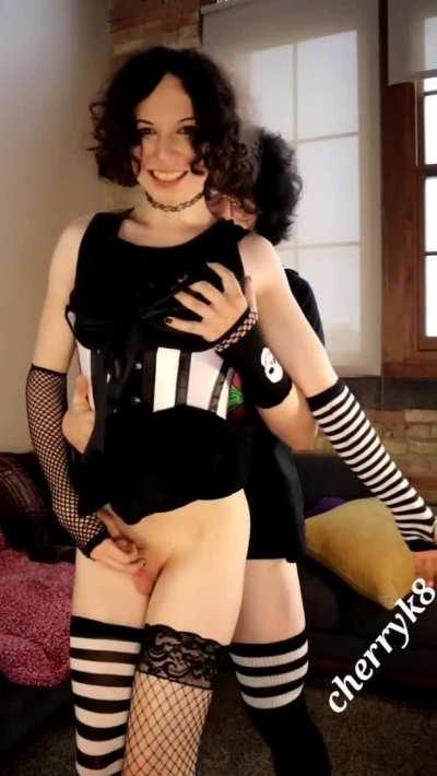 please bounce me 😋 cmon I've been asking all dayyy