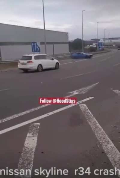 How NOT to drive a R34 Lads😂