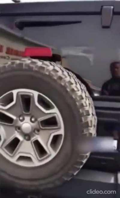 A guy parked next to this woman's car and she clearly was not happy about it