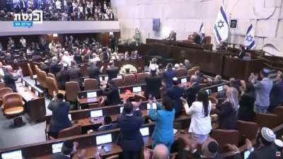 There was an incident while US President Trump was giving a speech in the Israeli parliament. Leftist party Hadash Chairman Ayman Odeh and MP Ofer Cassif demonstrated with papers reading 