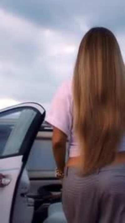 Jennifer Lopez showing her juicy 🍑🍑...💋👅🔥