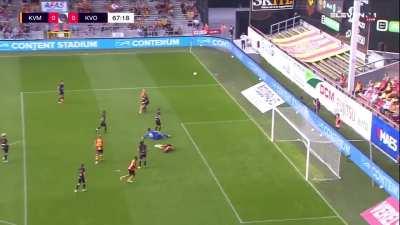 Gol perdido de Aster Vranckx do Kv Oostende na segunda divisão do Belgicão