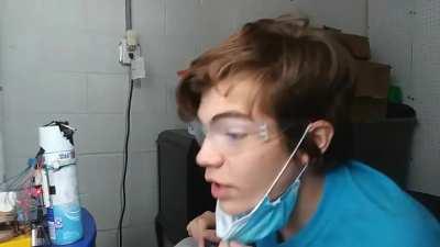 A Robot that Hates Sweden :)