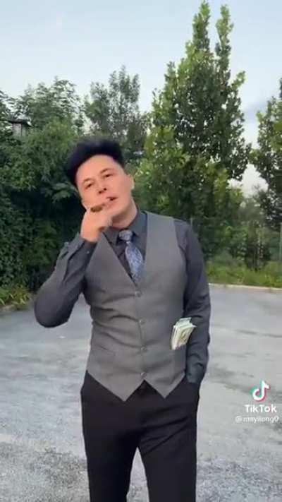 Elon Musk is losing it