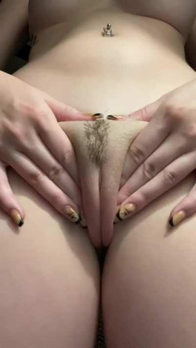 To spread or not to spread, that is the question