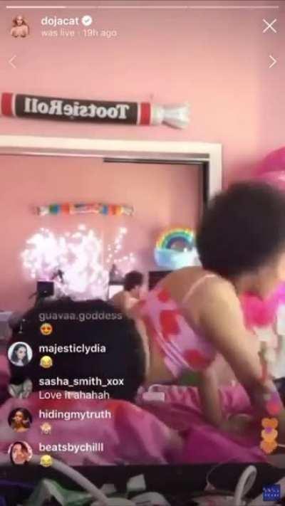 This hot quirky biracial chick go make me act up