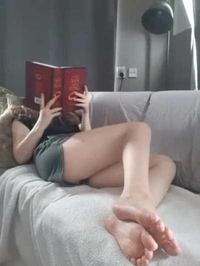 My feet need some massaging 😊🦋