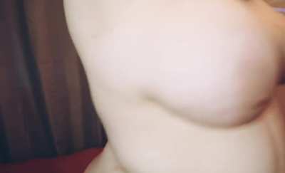 Huge swinging milkers