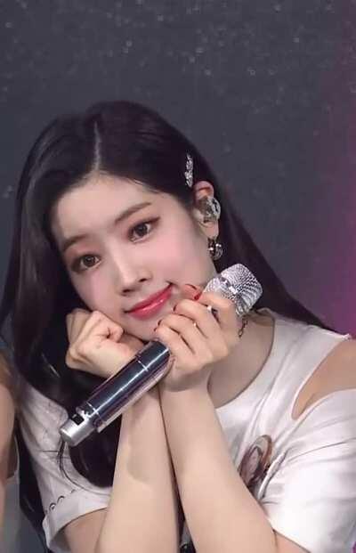 kawaii pose Dubu