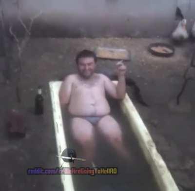 Corporatist in vacanta la bunici