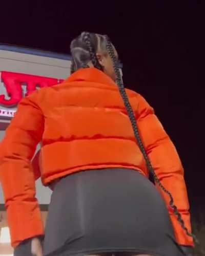 Clap for Sum Chicken👏🏾