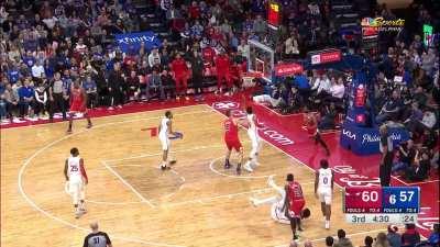 [Highlight] Coby White leaves Embiids ankles in pieces